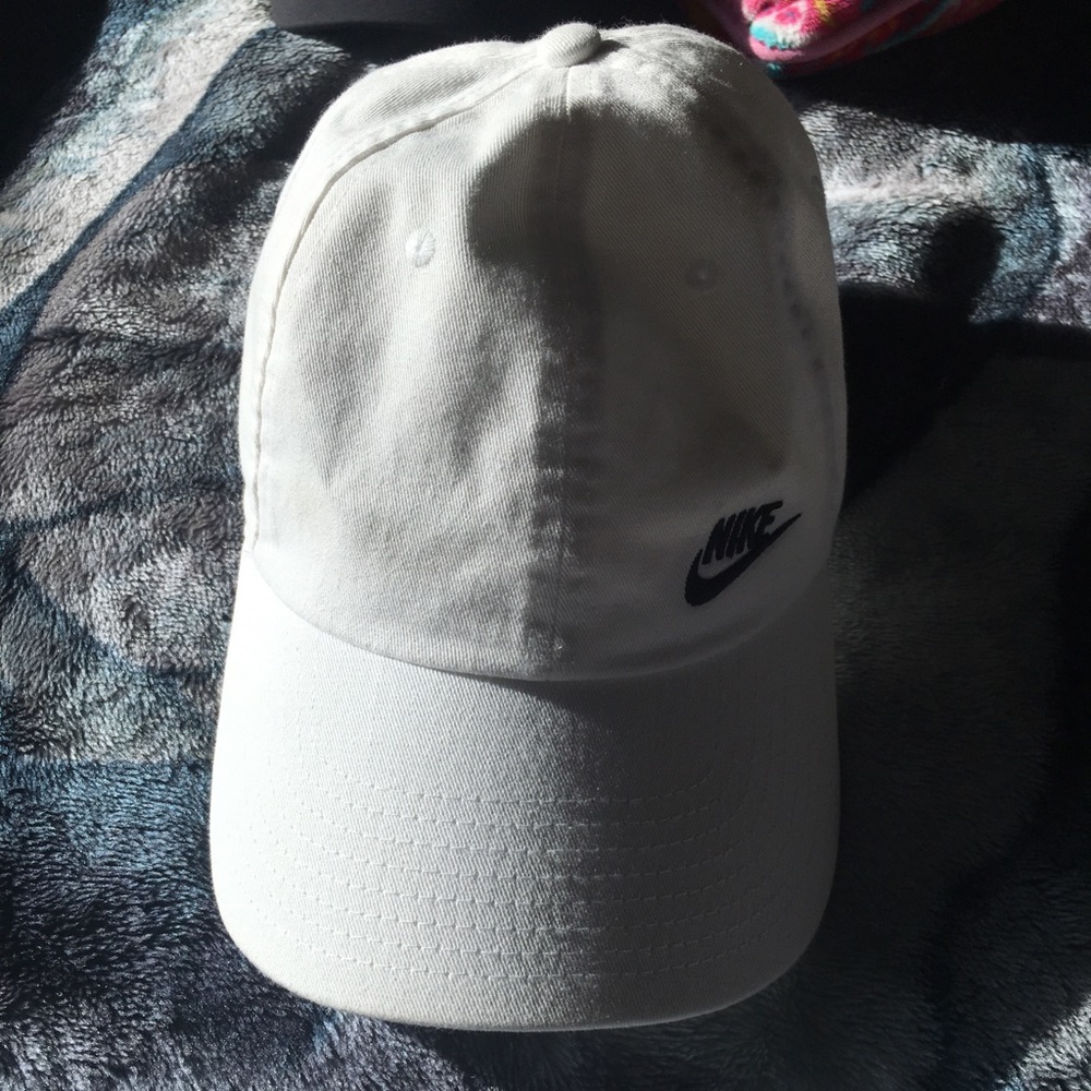 White Nike hat